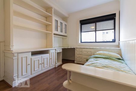 Quarto de apartamento para alugar com 2 quartos, 70m² em Brooklin Paulista, São Paulo
