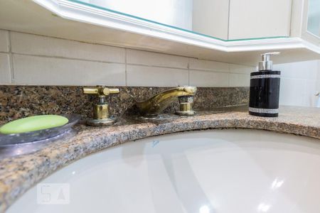 Apartamento à venda com 70m², 2 quartos e 1 vagaBanheiro - Suíte Master