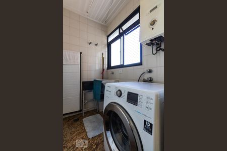 Apartamento à venda com 70m², 2 quartos e 1 vagaÁrea de Serviço