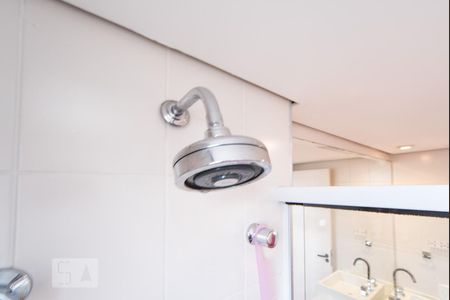 Apartamento à venda com 80m², 2 quartos e 2 vagas Apartamento à venda com 80m², 2 quartos e 2 vagasBanheiro da Suíte