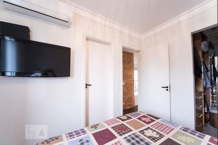Apartamento à venda com 80m², 2 quartos e 2 vagas Apartamento à venda com 80m², 2 quartos e 2 vagasSuíte