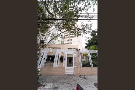 Apartamento à venda com 80m², 2 quartos e 2 vagas Apartamento à venda com 80m², 2 quartos e 2 vagasFachada