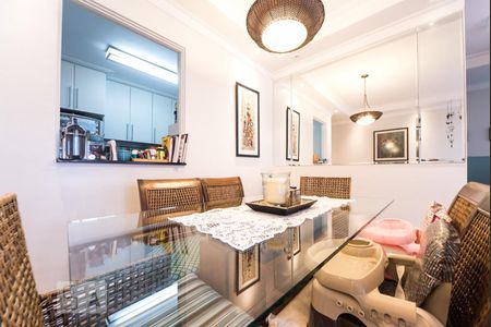 Apartamento à venda com 80m², 2 quartos e 2 vagas Apartamento à venda com 80m², 2 quartos e 2 vagasSala de Jantar