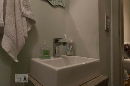 Apartamento à venda com 132m², 2 quartos e 2 vagasBanheiro de serviço (Torneira)