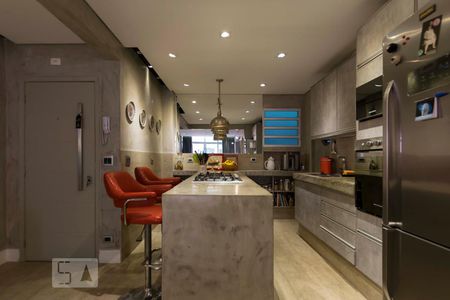 Apartamento à venda com 132m², 2 quartos e 2 vagasCozinha