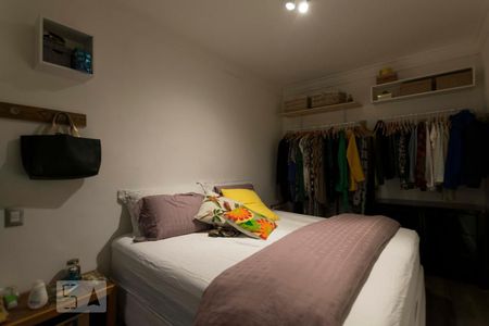 Apartamento à venda com 132m², 2 quartos e 2 vagasQuarto de serviço