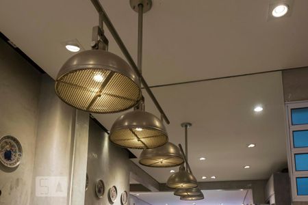 Apartamento à venda com 132m², 2 quartos e 2 vagasCozinha (Lustres)