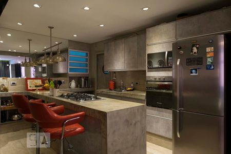 Apartamento à venda com 132m², 2 quartos e 2 vagasCozinha