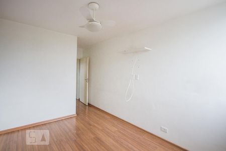 Suite  de apartamento para alugar com 3 quartos, 96m² em Jardim das Acácias, São Paulo