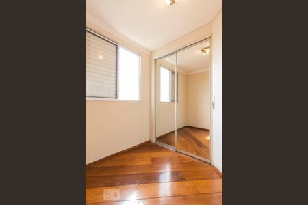 Quarto 1  de apartamento para alugar com 3 quartos, 60m² em Parque da Vila Prudente, São Paulo