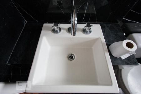 Apartamento à venda com 96m², 2 quartos e 2 vagassuite