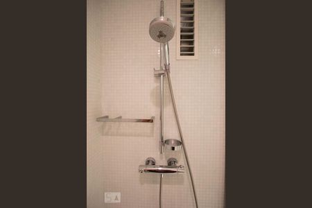 banheiro de apartamento à venda com 2 quartos, 140m² em Vila Suzana, São Paulo