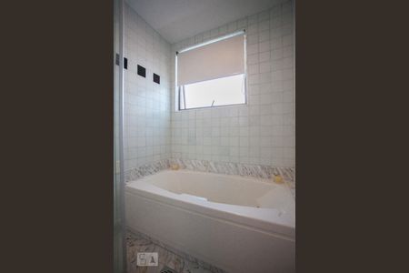 Apartamento à venda com 650m², 5 quartos e 4 vagasBanheiro Suite Master