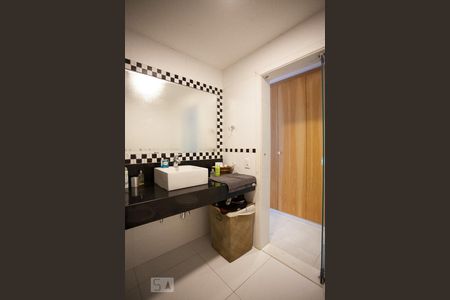 Apartamento à venda com 650m², 5 quartos e 4 vagasBanheiro Suite 3