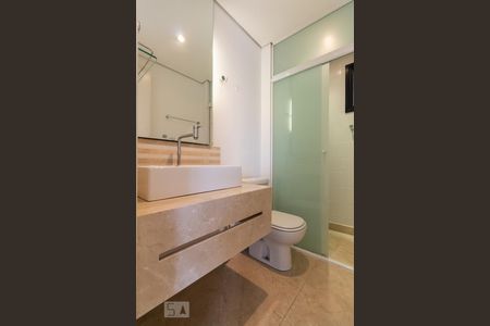 Banheiro de apartamento para alugar com 2 quartos, 81m² em Jardim Aeroporto, São Paulo
