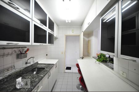 Apartamento para alugar com 100m², 3 quartos e 1 vagaCozinha