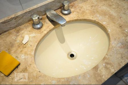 Apartamento para alugar com 100m², 3 quartos e 1 vagaDetalhe do banheiro suíte 