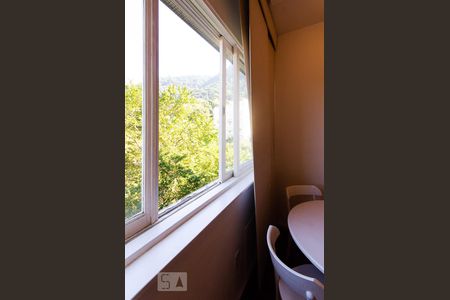 Vista externa da janela da sala de apartamento para alugar com 3 quartos, 80m² em Jardim Botânico, Rio de Janeiro