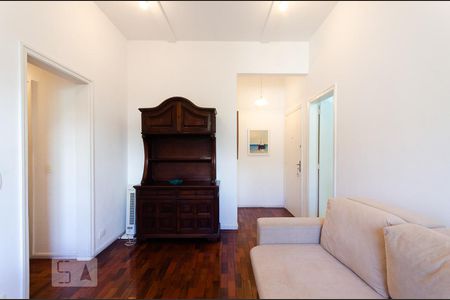 Apartamento para alugar com 80m², 3 quartos e 1 vagaSala