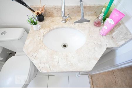 Apartamento à venda com 52m², 2 quartos e 1 vagaDetalhe do banheiro suíte 