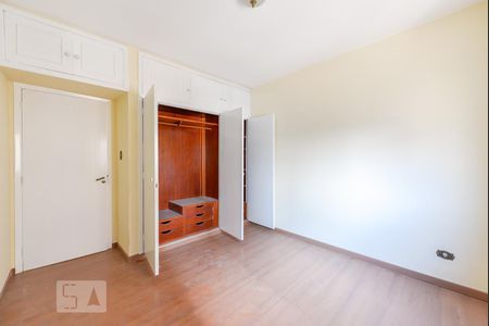 Apartamento à venda com 112m², 3 quartos e 1 vaga Apartamento à venda com 112m², 3 quartos e 1 vagaQuarto 2