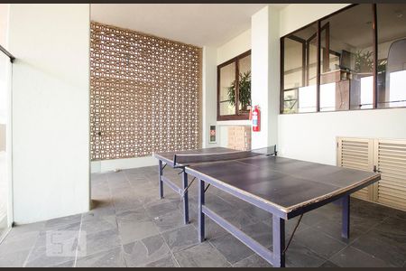 Apartamento para alugar com 65m², 2 quartos e sem vagaPlayground