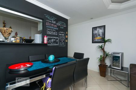 Apartamento para alugar com 64m², 3 quartos e 1 vagaSala