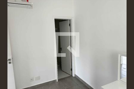 Suite de apartamento à venda com 1 quarto, 60m² em Residencial Tres (tambore), Santana de Parnaíba