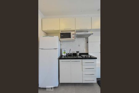 Cozinha de kitnet/studio à venda com 1 quarto, 33m² em Brooklin Paulista, São Paulo