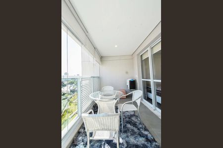 Studio à venda com 33m², 1 quarto e 1 vaga Studio à venda com 33m², 1 quarto e 1 vagaVaranda