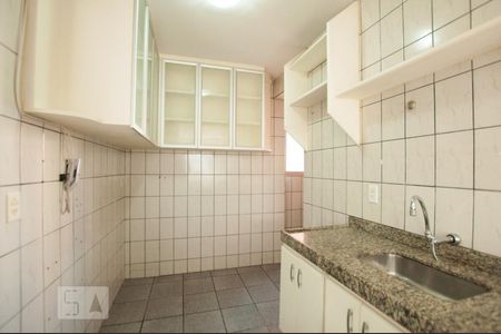 Apartamento para alugar com 77m², 2 quartos e sem vagaCozinha