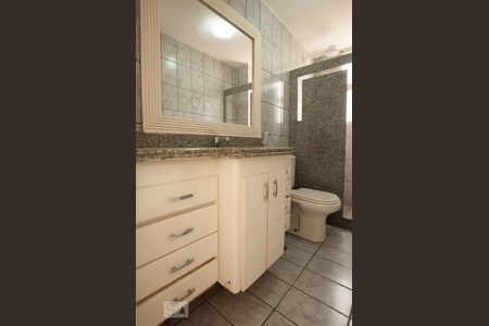 Banheiro de apartamento para alugar com 2 quartos, 77m² em Setor Bueno, Goiânia