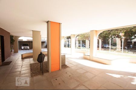 Apartamento para alugar com 77m², 2 quartos e sem vagaÁrea externa