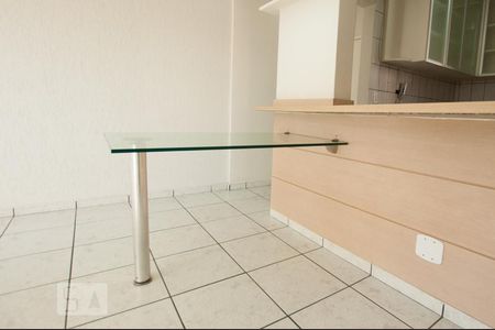 Apartamento para alugar com 77m², 2 quartos e sem vagaCozinha