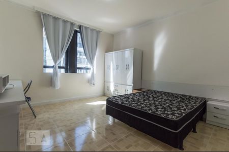 Sala / Quarto de kitnet/studio para alugar com 1 quarto, 26m² em Bethaville I, Barueri