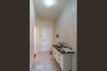 Cozinha de apartamento à venda com 1 quarto, 34m² em Santa Efigênia, São Paulo