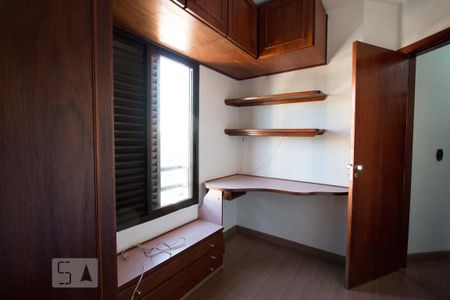 quarto 2 de apartamento para alugar com 3 quartos, 75m² em Jardim Vazani, São Paulo