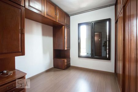 suite  de apartamento à venda com 3 quartos, 75m² em Jardim Vazani, São Paulo