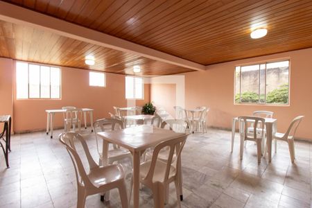 Apartamento à venda com 56m², 2 quartos e 1 vaga Apartamento à venda com 56m², 2 quartos e 1 vagaÁrea comum - Salão de festas