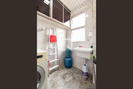 Apartamento à venda com 56m², 2 quartos e 1 vaga Apartamento à venda com 56m², 2 quartos e 1 vagaÁrea de Serviço