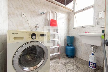 Apartamento à venda com 56m², 2 quartos e 1 vaga Apartamento à venda com 56m², 2 quartos e 1 vagaÁrea de Serviço