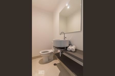 Lavabo de apartamento para alugar com 1 quarto, 42m² em Brooklin Paulista, São Paulo