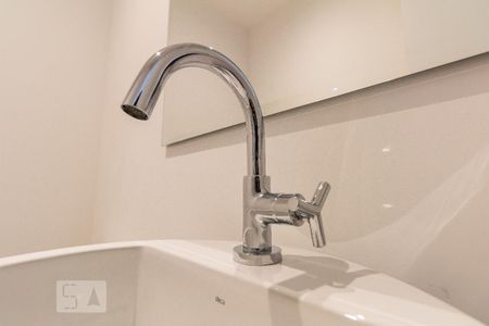 Lavabo de apartamento para alugar com 1 quarto, 42m² em Brooklin Paulista, São Paulo