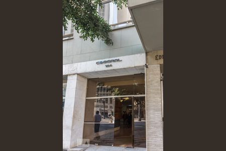 Studio para alugar com 30m², 1 quarto e sem vaga Studio para alugar com 30m², 1 quarto e sem vagaFachada (fotos: @jorge.hynd