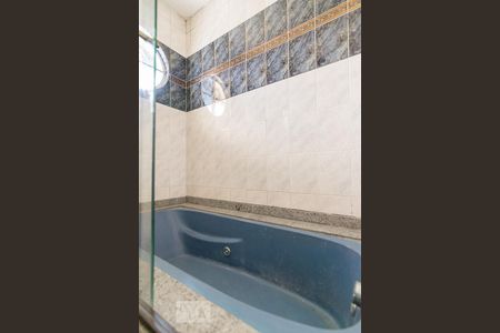 Banheira de casa para alugar com 4 quartos, 165m² em Santa Paula, São Caetano do Sul