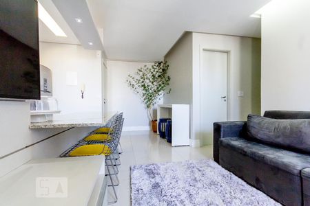 Sala de apartamento para alugar com 2 quartos, 56m² em Jardim Goiás, Goiânia