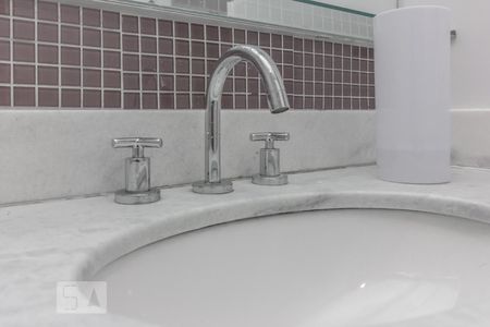 Apartamento à venda com 74m², 2 quartos e 2 vagas Apartamento à venda com 74m², 2 quartos e 2 vagasSuíte 2