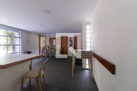 Apartamento para alugar com 60m², 2 quartos e 1 vaga Apartamento para alugar com 60m², 2 quartos e 1 vagaÁrea comum - Salão de festas