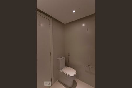 Apartamento à venda com 231m², 3 quartos e 2 vagasBanheiro da Suíte