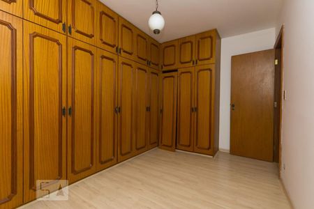 Apartamento à venda com 140m², 3 quartos e 2 vagasQuarto 2